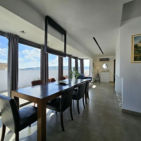 Malta Unique Penthouse Spacious Terrace-Sleeps 8 Mgarr Exterior photo